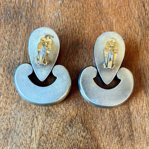 Vintage Chunky Hinged Door Knocker Modernist Clip On Earrings - Picture 6 of 8
